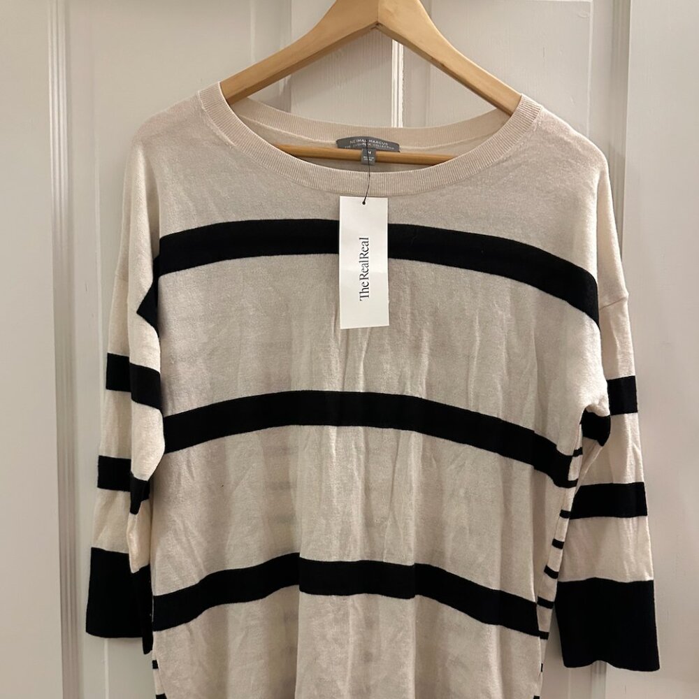 Neiman Marcus 100% cashmere striped sweater, size M